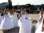 aparade-of-brides-14